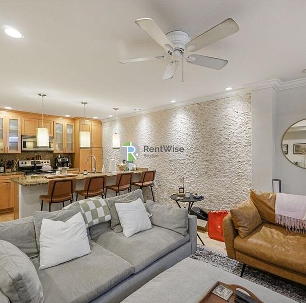 Photo of 612 Columbus Ave