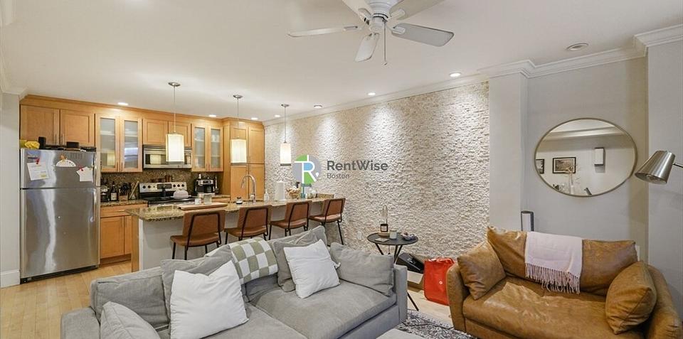 Photo of 612 Columbus Ave