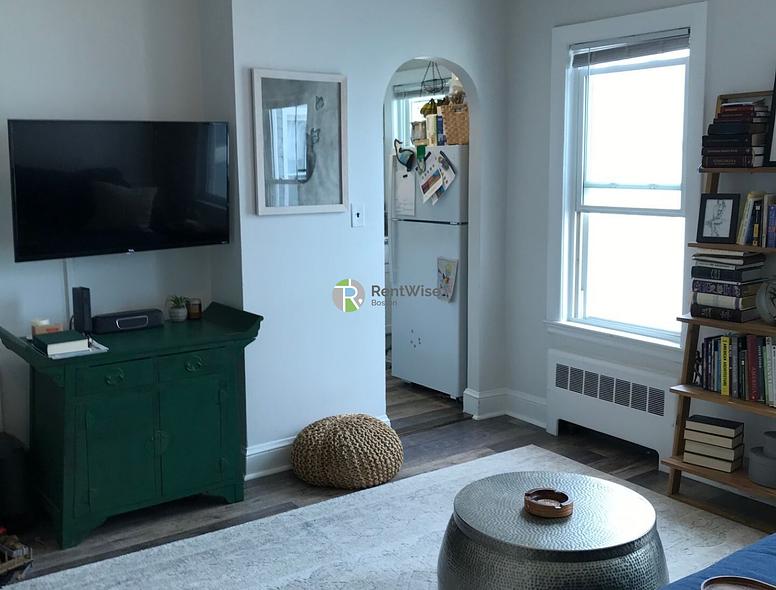 Photo of 90 Winthrop Shore Drive