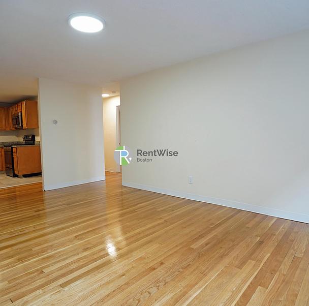 Photo of 222 Babcock St