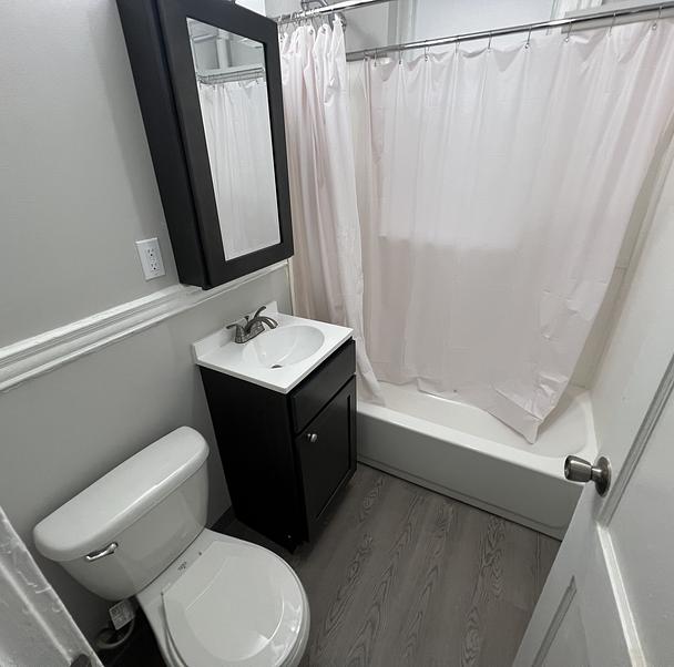 Photo of 368 Riverway
