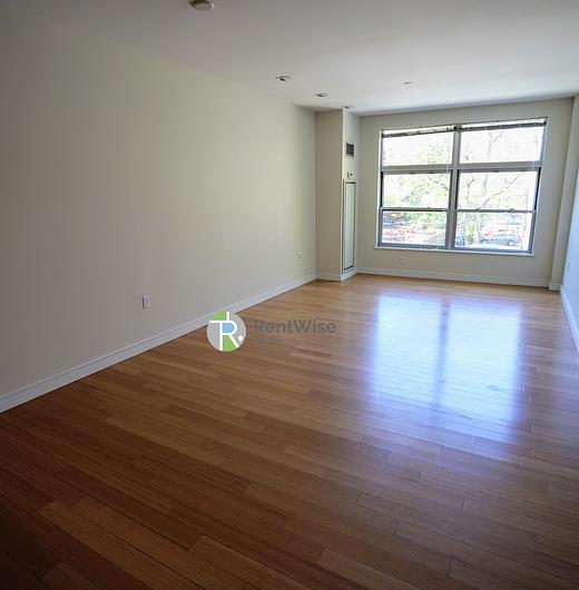 Photo of 601 Albany Street