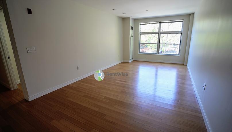 Photo of 601 Albany Street