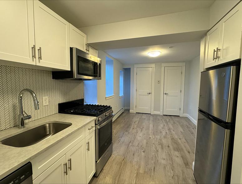 Photo of 233 Lafayette St