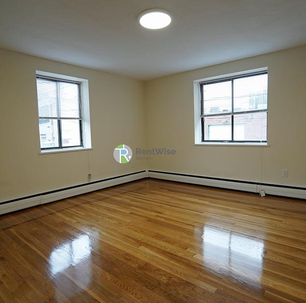 Photo of 222 Babcock St