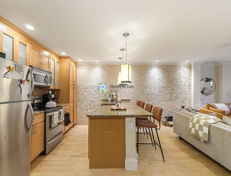 Photo of 612 Columbus Ave