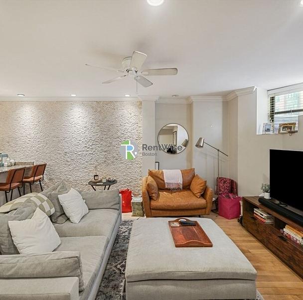Photo of 612 Columbus Ave