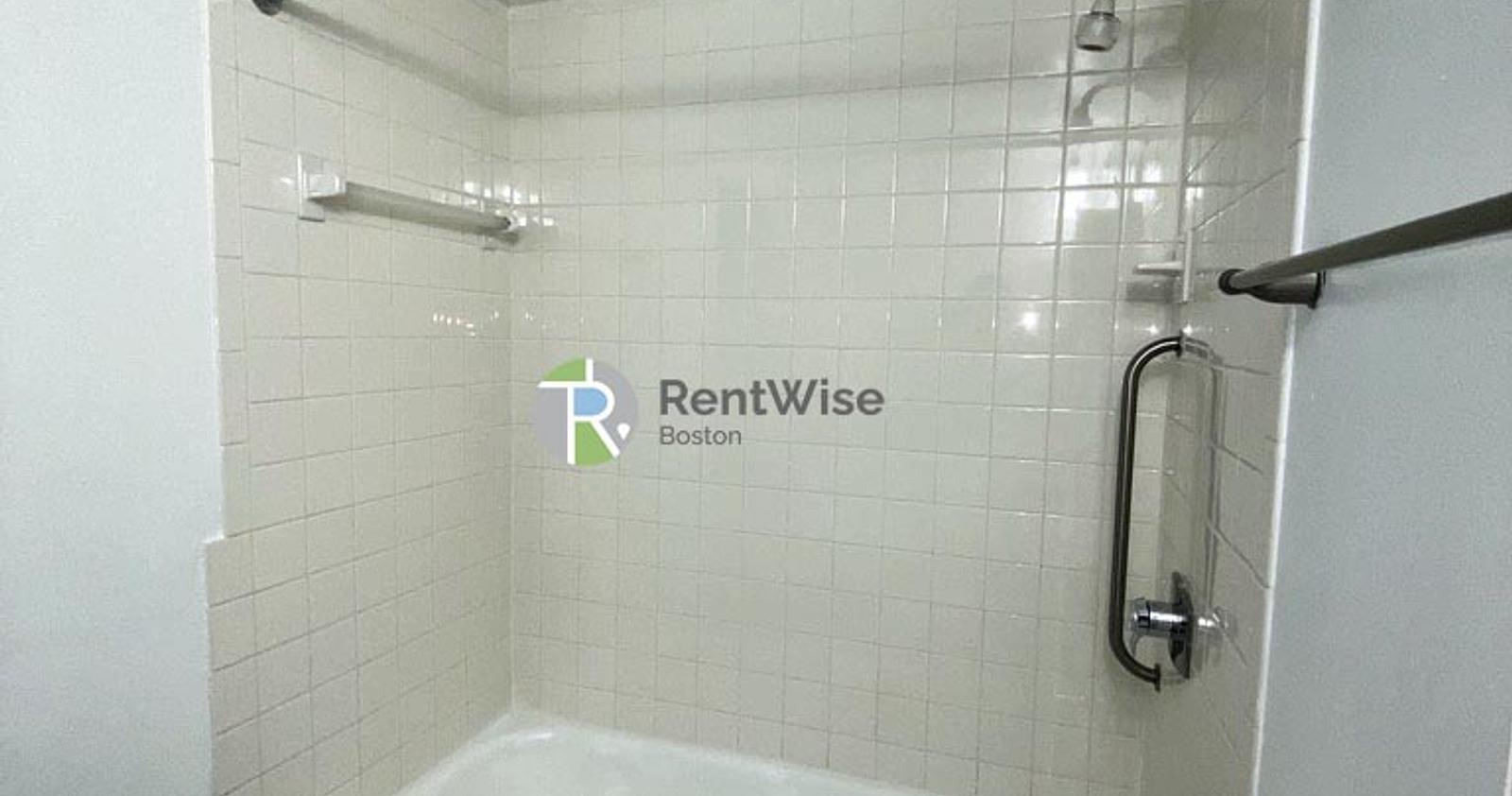 Photo of 929 Massachusetts Avenue