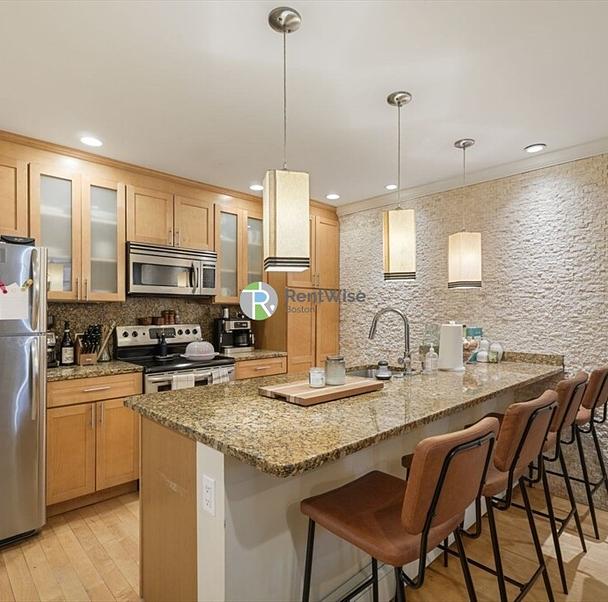 Photo of 612 Columbus Ave