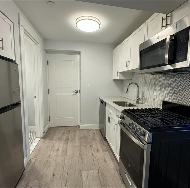 Photo of 233 Lafayette St