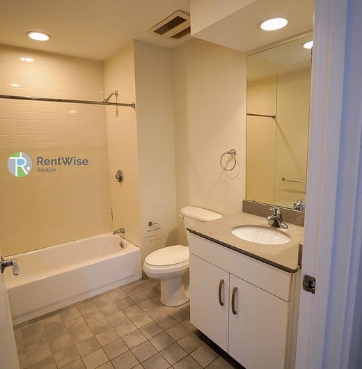 Photo of 601 Albany Street