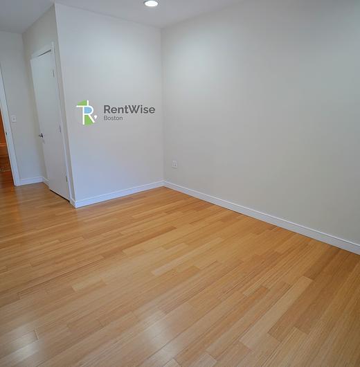 Photo of 601 Albany Street