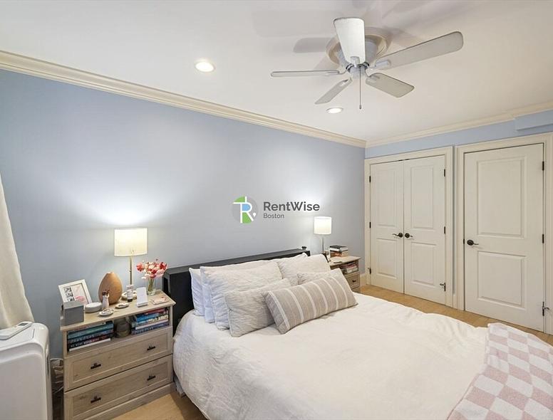 Photo of 612 Columbus Ave