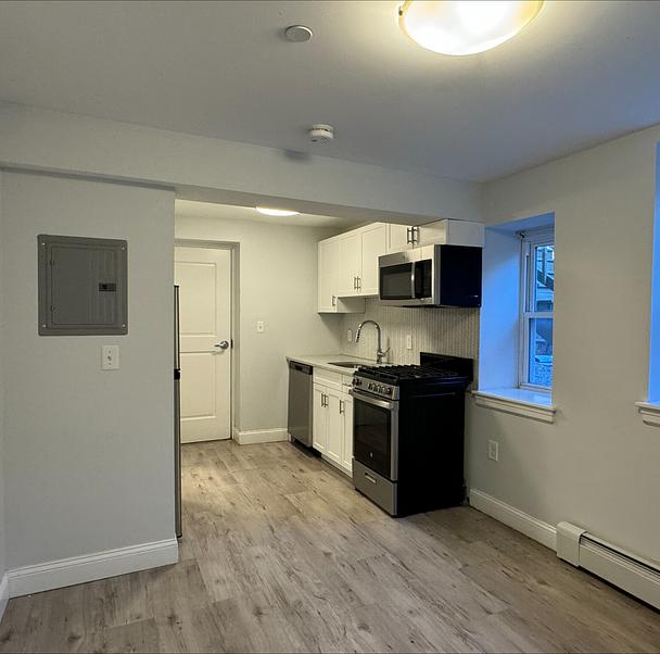 Photo of 233 Lafayette St