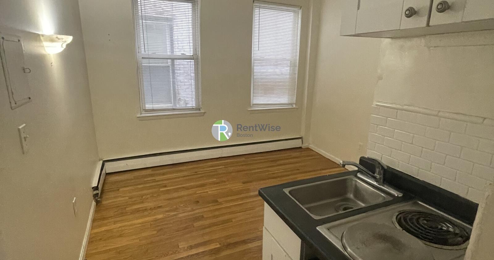 Photo of 51 South Huntington Avenue