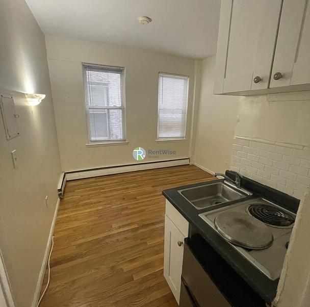 Photo of 51 South Huntington Avenue