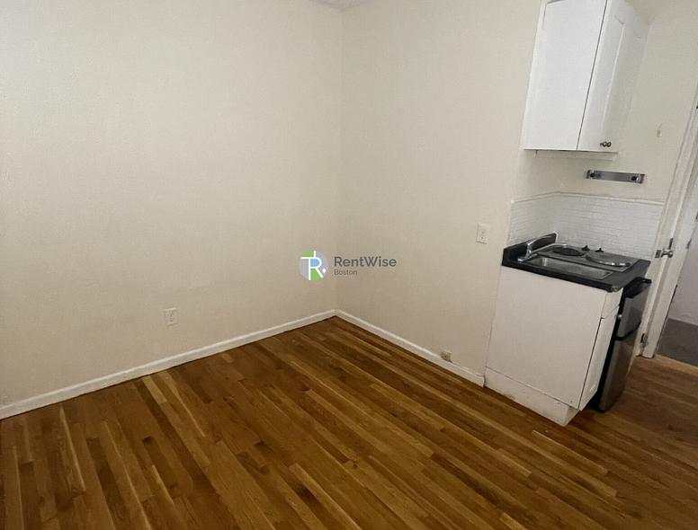 Photo of 51 South Huntington Avenue