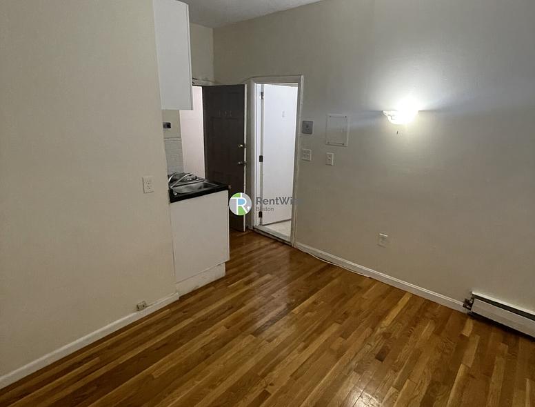 Photo of 51 South Huntington Avenue