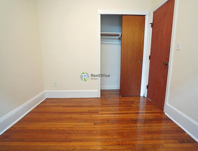 Photo of 1315 Commonwealth Avenue