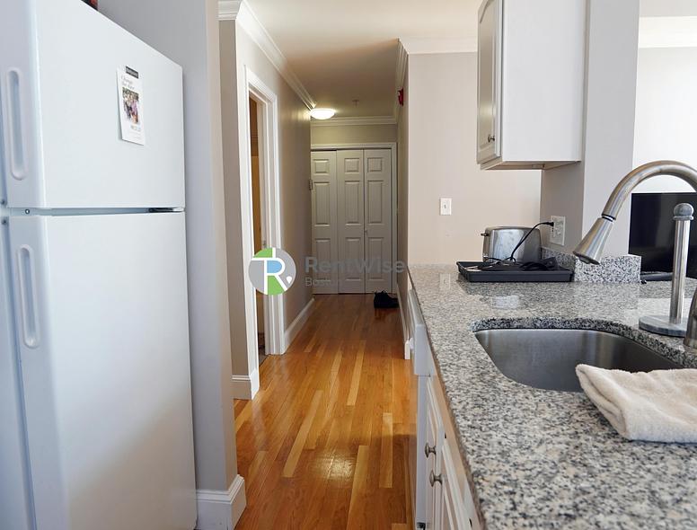 Photo of 365 Washington Street