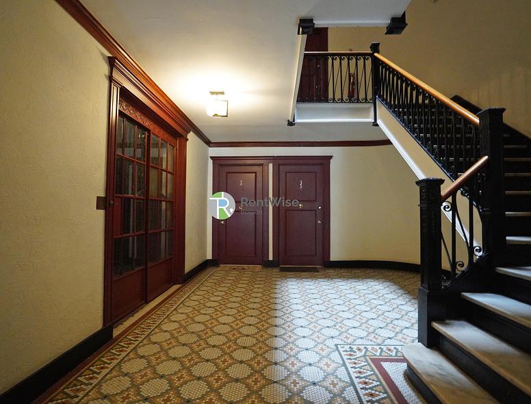 Photo of 452 Park Drive