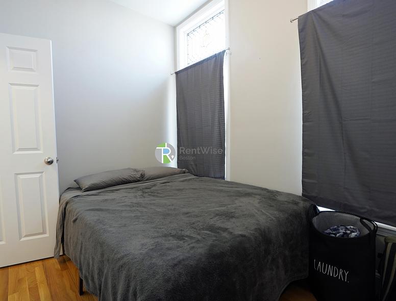 Photo of 365 Washington Street