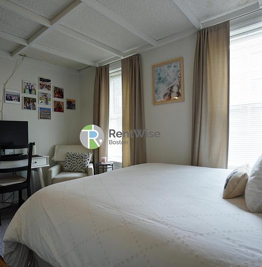 Photo of 28 L Street