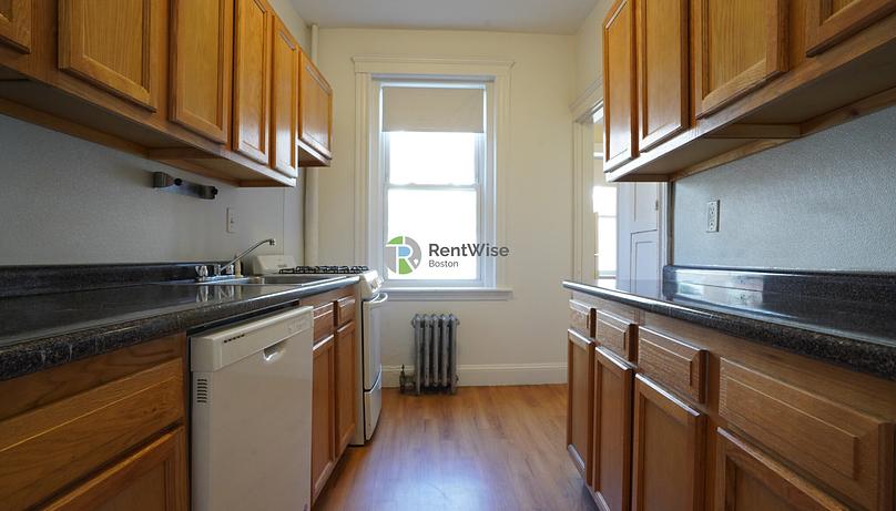 Photo of 70 Chiswick Road