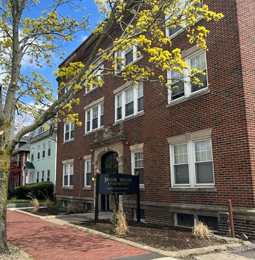 Photo of 233 Lafayette St