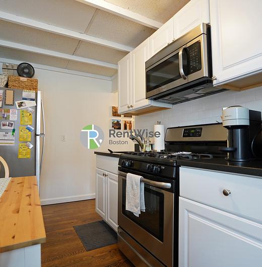 Photo of 28 L Street