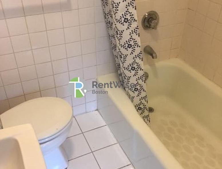 Photo of 49 South Huntington Avenue