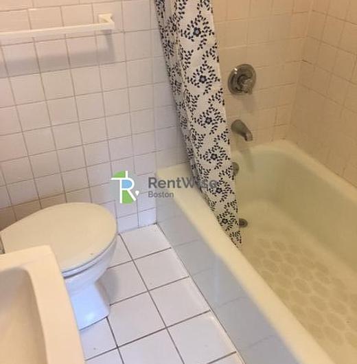 Photo of 49 South Huntington Avenue