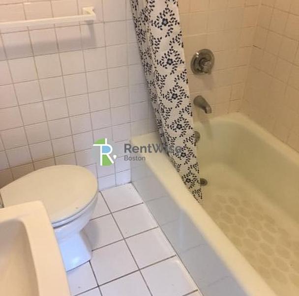 Photo of 49 South Huntington Avenue