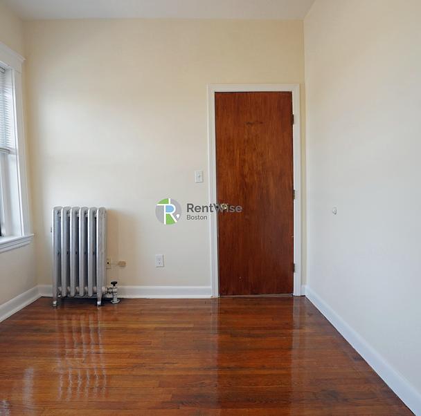 Photo of 1315 Commonwealth Avenue