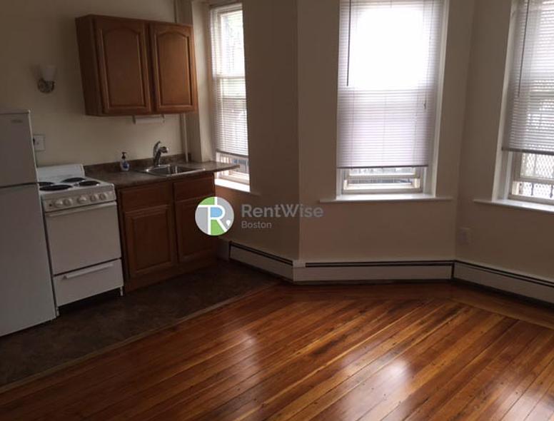 Photo of 49 South Huntington Avenue
