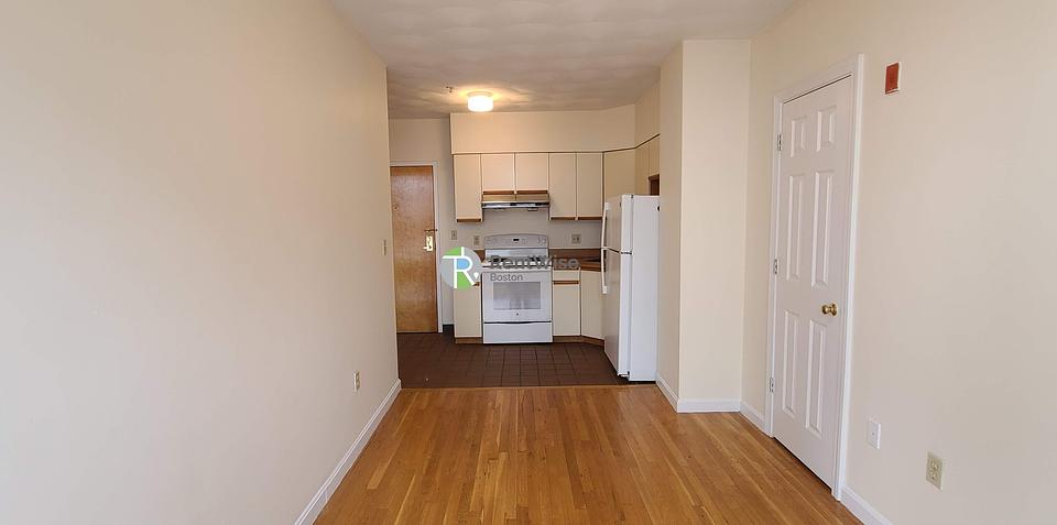 Photo of 81 Essex Street