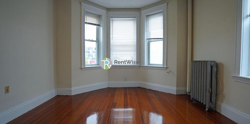 Photo of 518 Cambridge Street