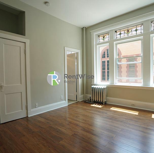 Photo of 38 Hemenway Street