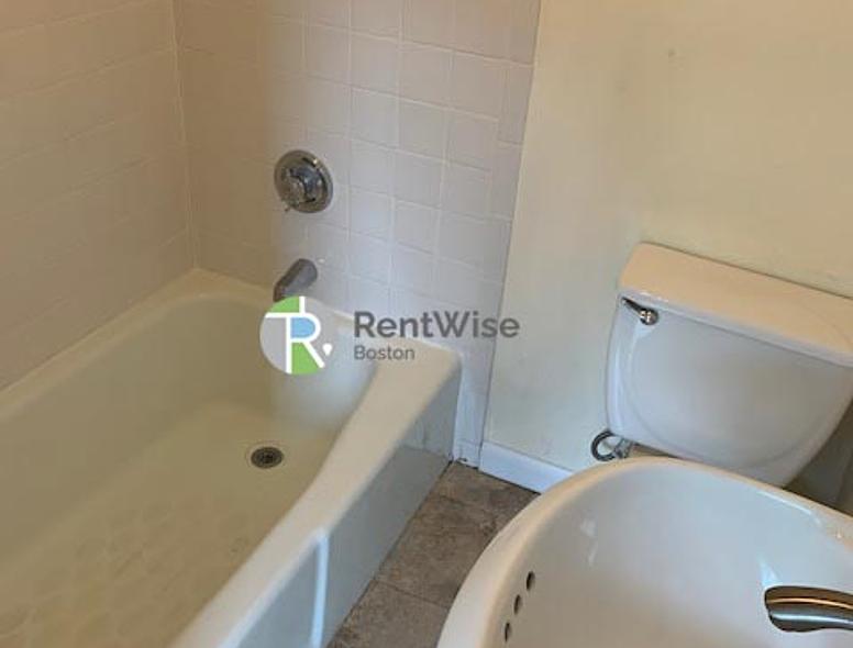 Photo of 49 South Huntington Avenue