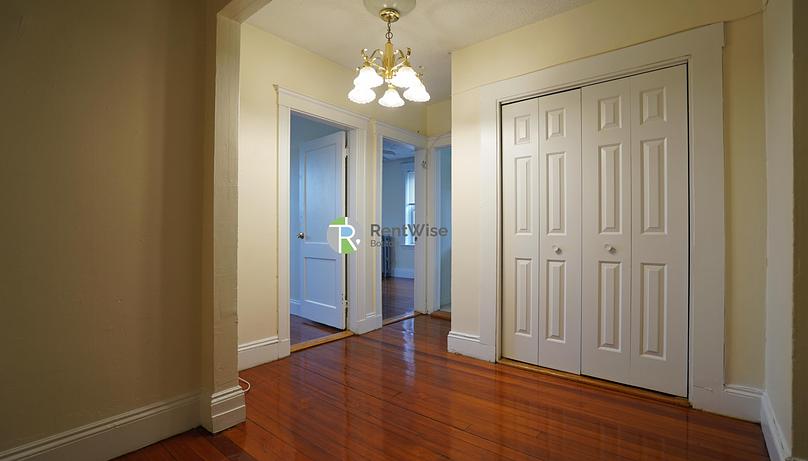 Photo of 518 Cambridge Street