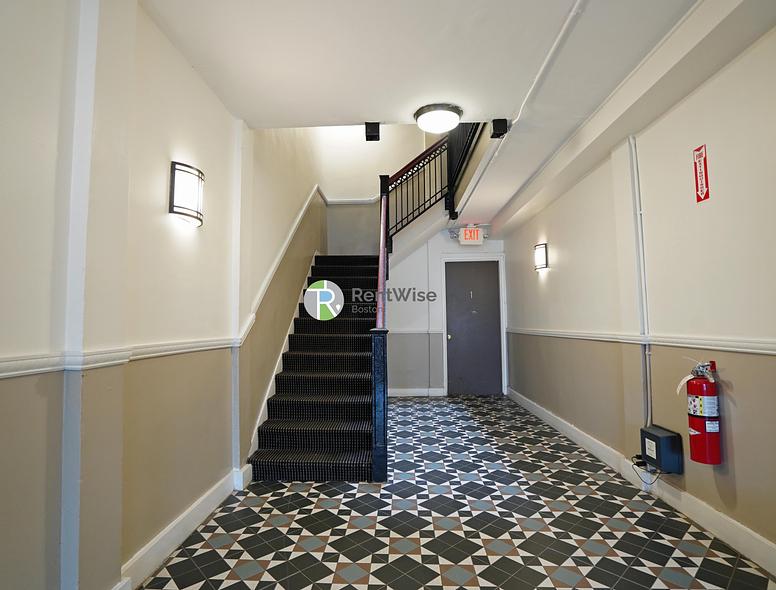 Photo of 518 Cambridge Street