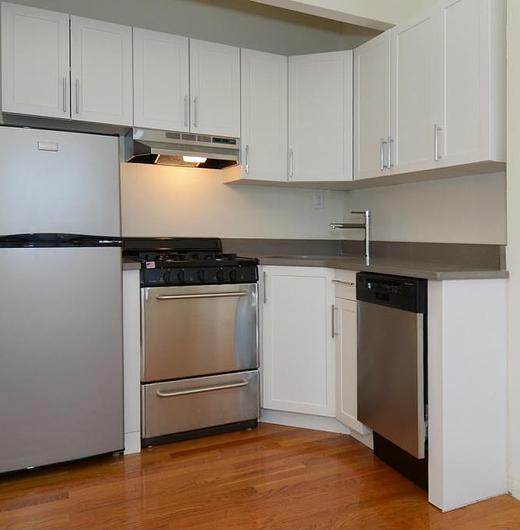 Photo of 179 Saint Botolph St