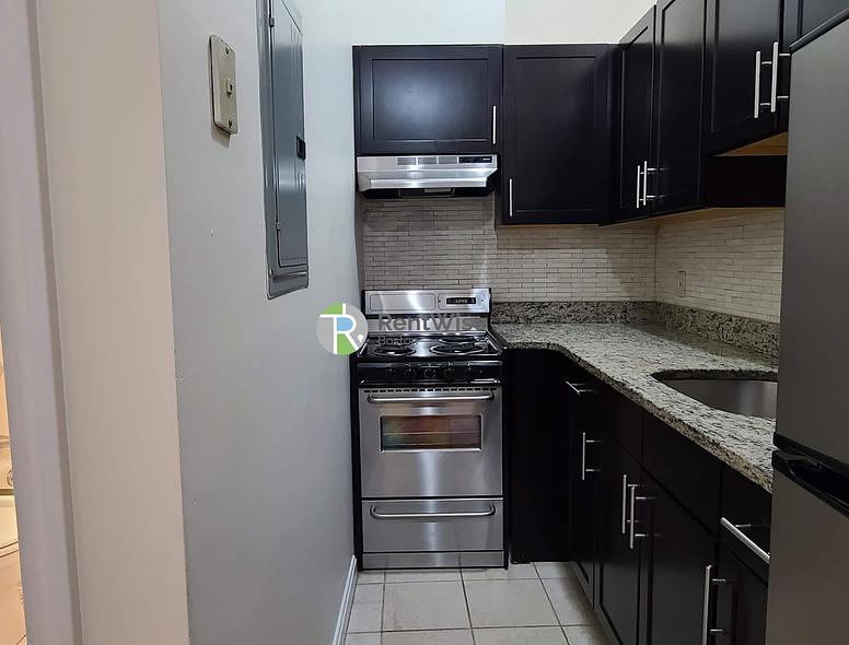 Photo of 81 Essex Street