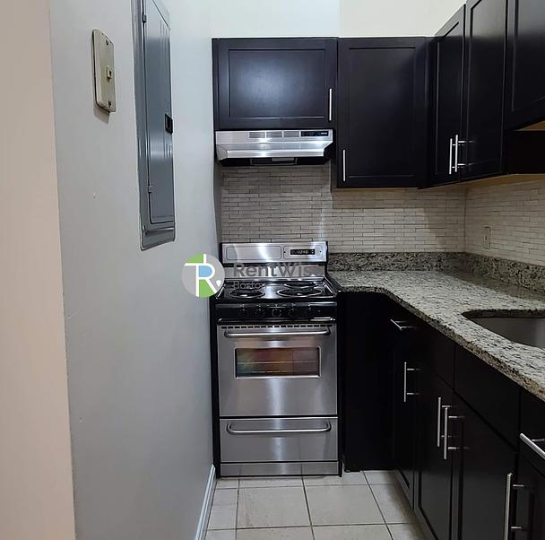 Photo of 81 Essex Street