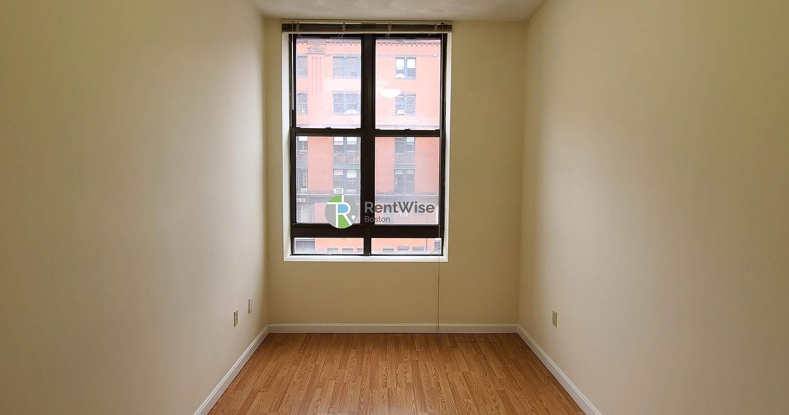 Photo of 81 Essex Street