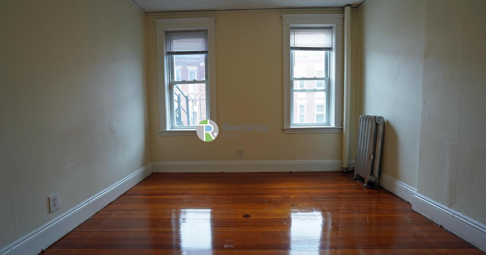 Photo of 518 Cambridge Street