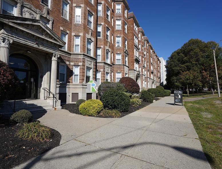 Photo of 1175 Boylston Street