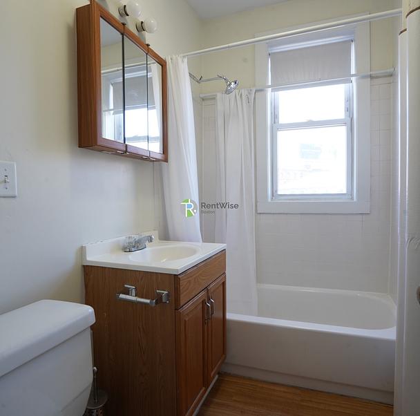 Photo of 1175 Boylston Street