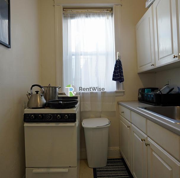 Photo of 1844 Commonwealth Avenue