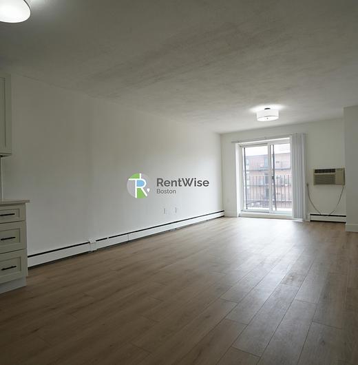 Photo of 741 East 6th Street